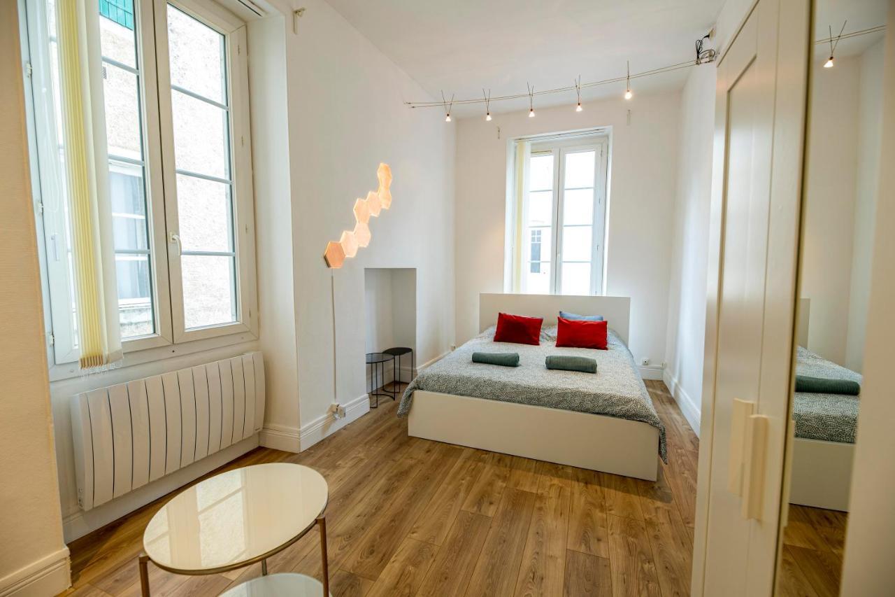 Coeur De Ville, Magnifique Appartement + Parking Pau Εξωτερικό φωτογραφία